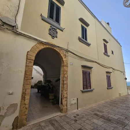 Apartament Lola's *