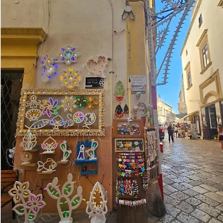Lola's * Gallipoli